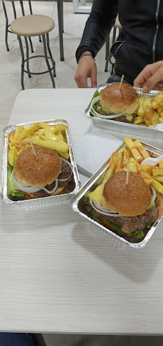 Golden Burger Ambato - Ambato