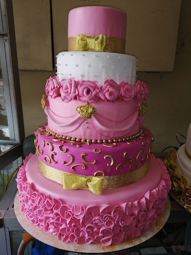 Opinii despre ESFER "Eventos y catering" Alquiler de carpas, mesas y sillas în Riobamba - Gastronomía y hostelería