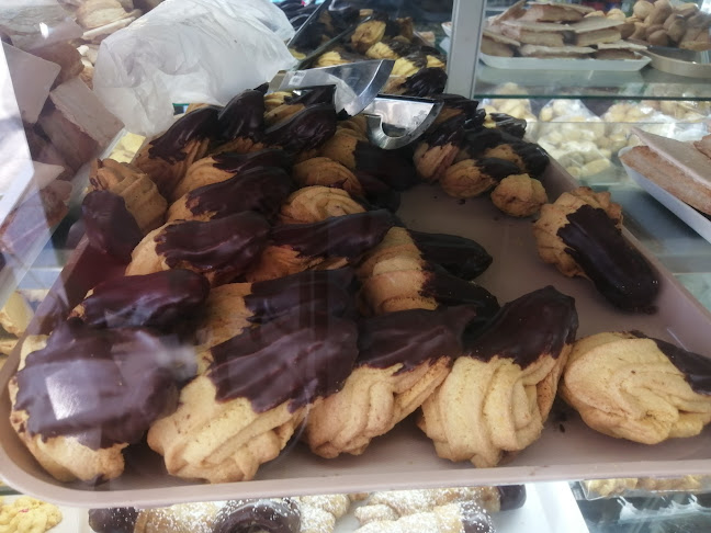 Opinii despre DELI'S PANADERIAS în Sangolquí - Gastronomía y hostelería