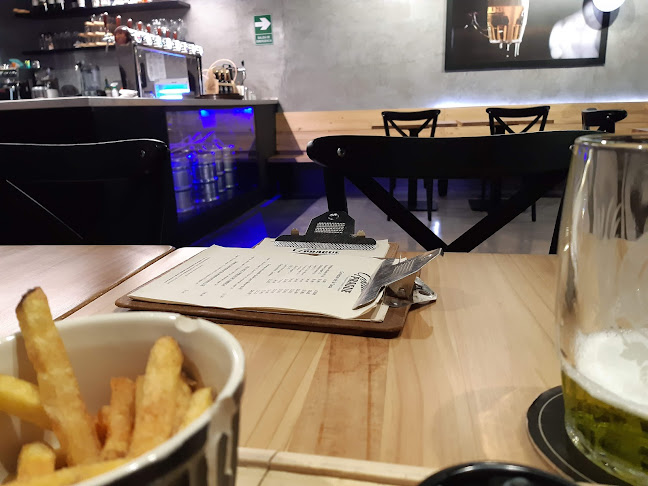 Comentarii opinii despre Golden Prague Pub - Urdesa