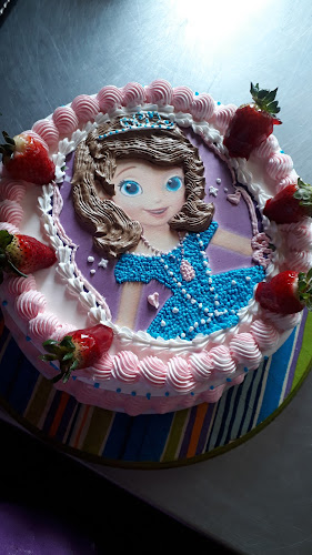 Panadería y Pastelería "CHARITO"