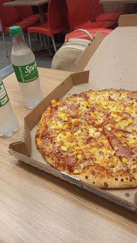 Domino´s Pizza Village Plaza