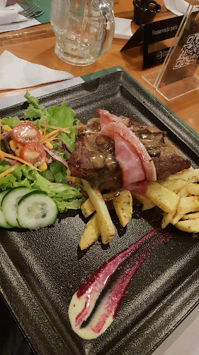 Opinii despre Bar KARAOKE în Baños de Agua Santa - Gastronomía y hostelería