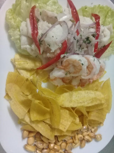 junto a la clínica, Paucarbamba 4/88 y, Cuenca 010107