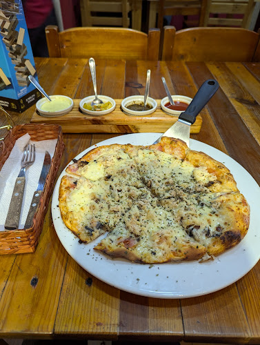 Victorianos Pizza - Cuenca