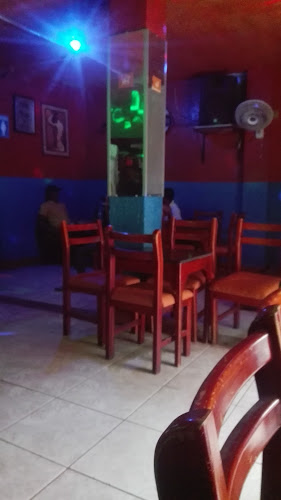 Opinii despre La Selva Bar Karaoke în Tena - Gastronomía y hostelería