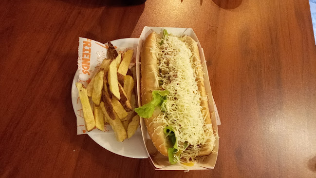 La Avenida Restaurant