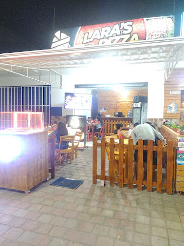 LARA'S Pizza