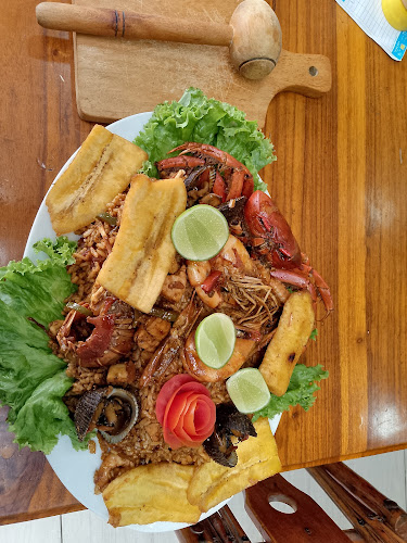 Opinii despre Bar Restaurante Costa Azul în Pedernales - Gastronomía y hostelería