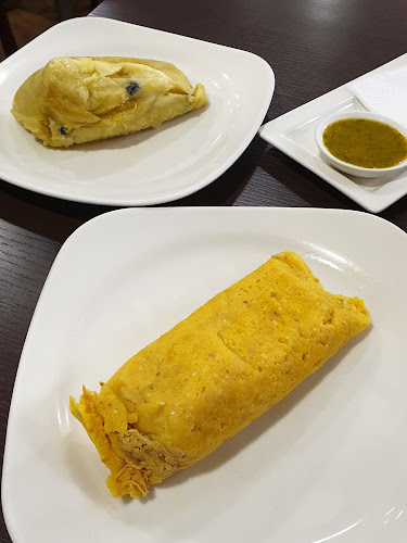 Comentarii opinii despre Cafeteria "El Tamal Lojano"