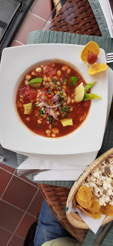 Opinii despre Puerto Lago Lago San Pablo în San Rafael de la Laguna - Gastronomía y hostelería