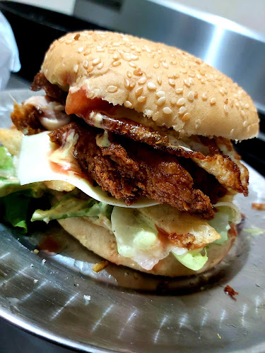 Comentarii opinii despre Pollo Burger