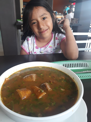 diagonal a la PRIMAX, Av. Francisco de Orellana, Guayaquil 090607