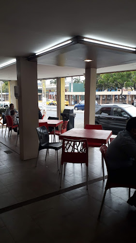 Avenida Roberto Gilbert, Guayaquil 090505