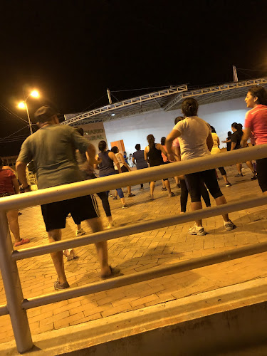 Opinii despre Maninos Bar în Pasaje - Gastronomía y hostelería