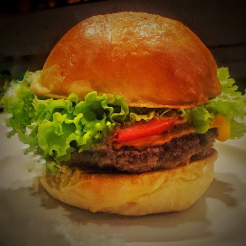 Los Jones ~ Comida Casera - Vilcabamba