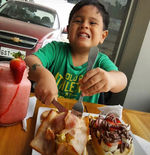 Av. Narcisa de Jesús Solar 3, Guayaquil 090504