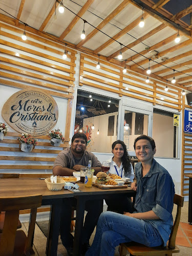 Opinii despre Entre Moros & Cristianos în Guayaquil - Gastronomía y hostelería