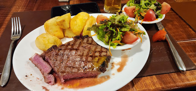 Ali's Parrilladas & Pizzeria