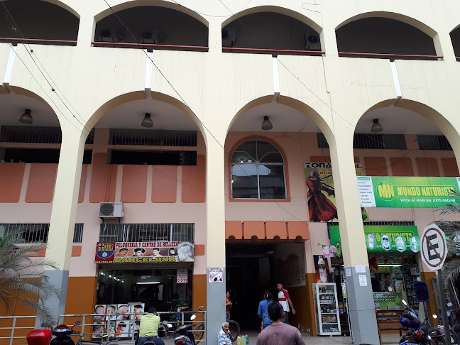 H22Q+MHF, Santa Rosa