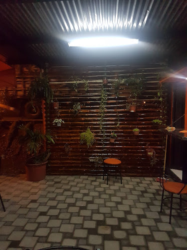 Opinii despre La Estacion Coffee Bar în Francisco de Orellana - Gastronomía y hostelería