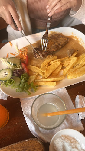 BRUNELI PARRILLADAS Y PIZZAS - Baños de Agua Santa