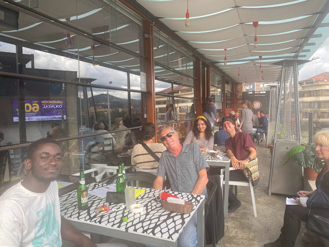 Opinii despre Common Grounds Sports Bar & Grill în Cuenca - Gastronomía y hostelería