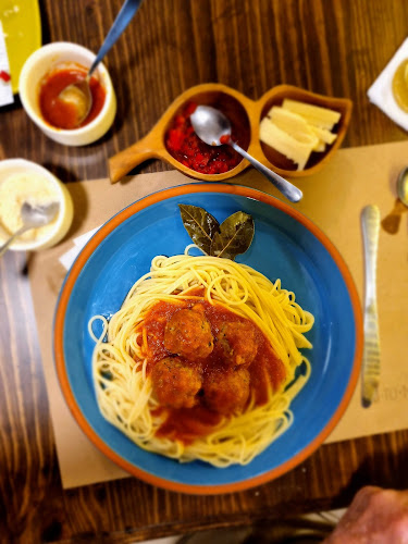 Ni Tú Ni Yo Restaurante