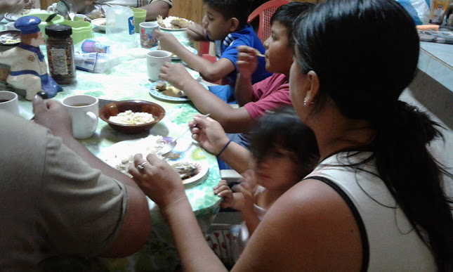 Comentarii opinii despre Los Esteros ''Barrio Jaime Chavez Gutierrez''