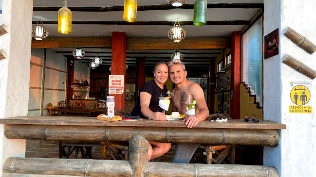 Opinii despre El Viejo y El Mar Hostal y Restaurante în Crucita - Gastronomía y hostelería