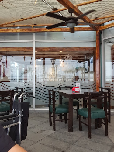 Edificio River Front, Planta Baja, 8, Numa Pompilio Llona 9, Guayaquil 090505