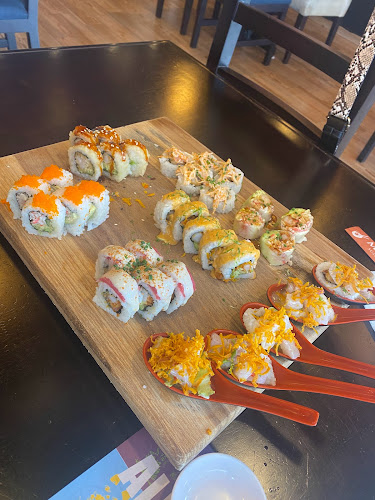 Maki Sushi Bar - Gastronomía y hostelería