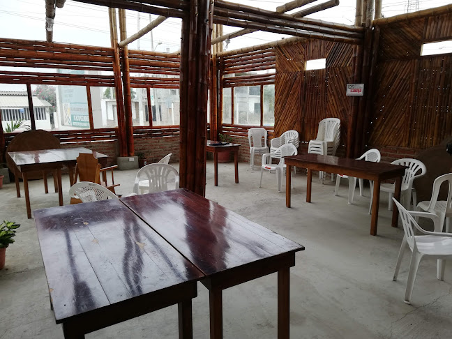 frente escuela Remi, av principal, San Clemente