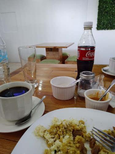 Opinii despre CAFETERÍA BOCA VERDE în Sangolquí - Gastronomía y hostelería