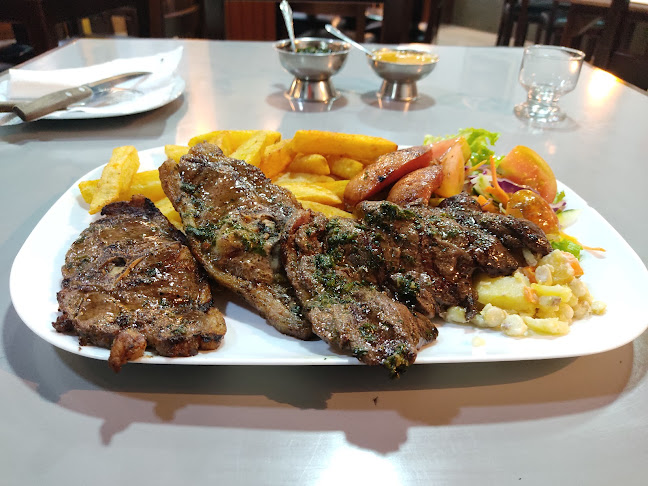 Opinii despre Restauran-Parrilladas Las Cañas în Ambato - Gastronomía y hostelería