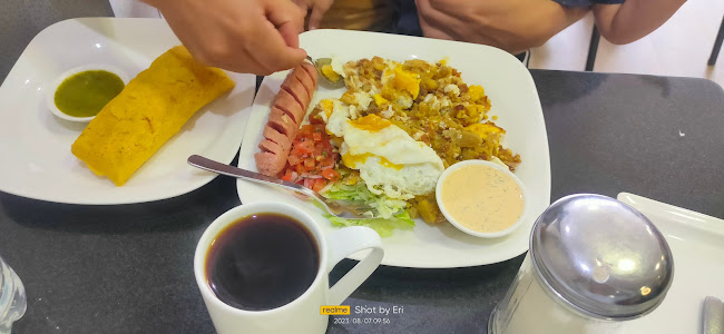 18 de Noviembre, Loja 110101