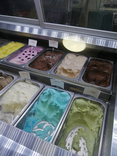 Opinii despre Mega Helado în Quito - Gastronomía y hostelería
