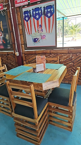 5Q8G+C4H, Pedro Carbo, Sabanilla