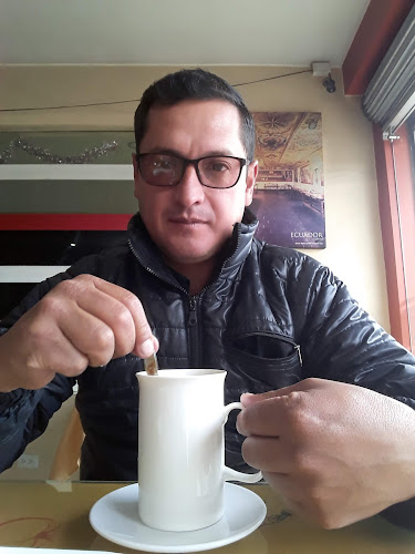 Opinii despre Chuletas Al Paso în Quito - Gastronomía y hostelería