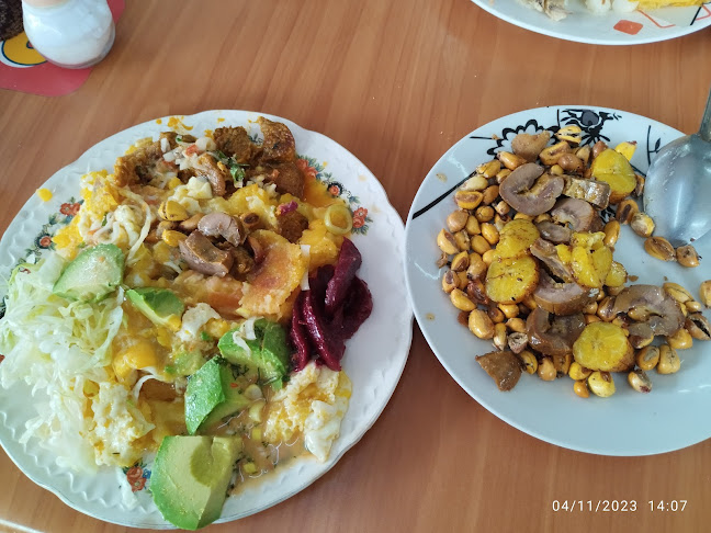 Opinii despre EVITA Cocina Tradicional în Sangolquí - Gastronomía y hostelería