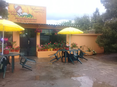 Lo Tradicional Restaurant-Cafetería