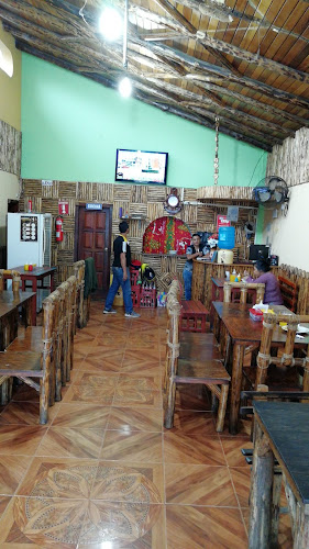 Opinii despre Marisquería Delicias del Mar în Macas - Gastronomía y hostelería