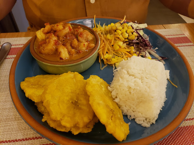 W42G+93W, Plaza Lagos Town Center, Planta Baja, Av. Samborondón, Guayaquil 092302