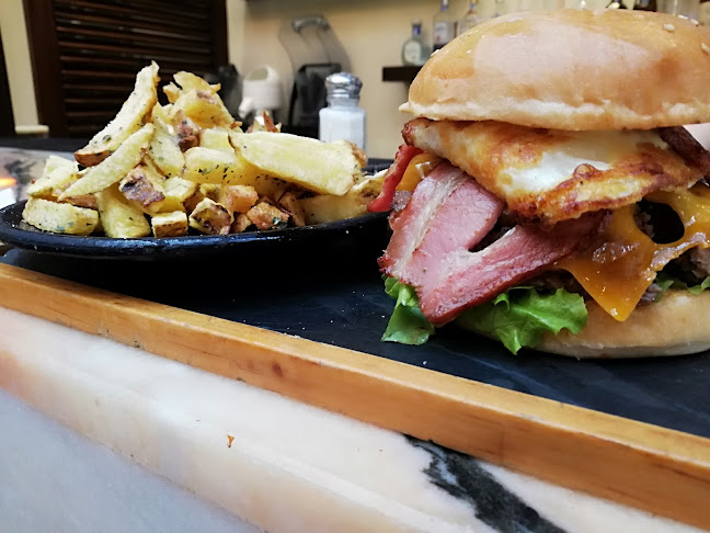 Simón 7-84 - Cuenca