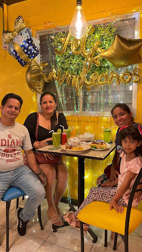 RESTAURANTE VECINOS - Quito