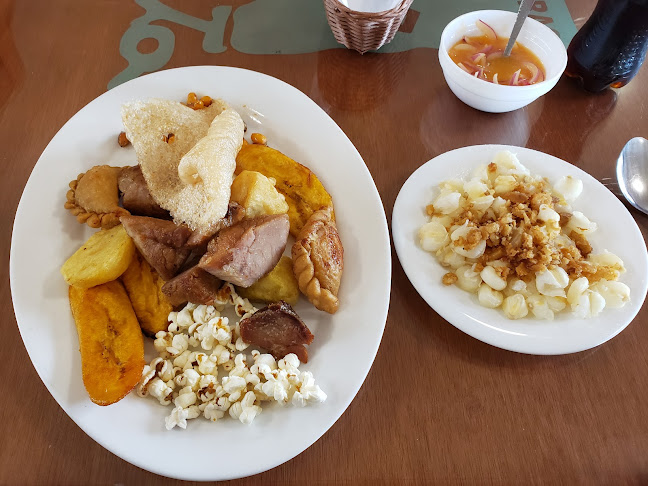 Opinii despre Chugchucaras Rosita Sucursal Sur-norte în Latacunga - Gastronomía y hostelería