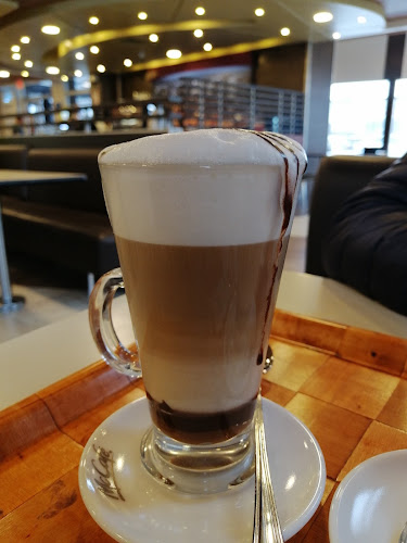 Avenida Amazonas, y, Quito 170135