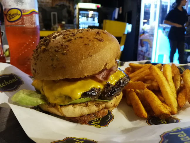 Michael's Ham Samanes - Gastronomía y hostelería