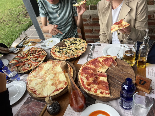 Pizzería Al Forno Puembo