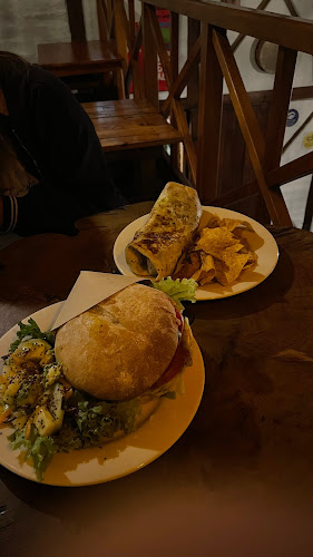 Opinii despre Gong Epicentro Cultural în Ibarra - Gastronomía y hostelería